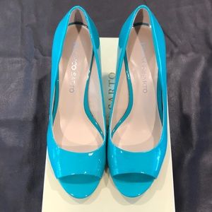 Franco Sarto Harper Turquoise Open toe wedges 8.5